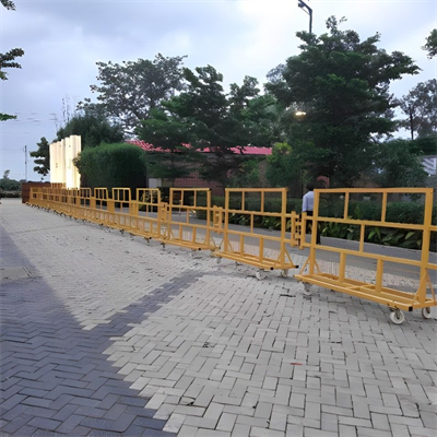Road Barricade Stand